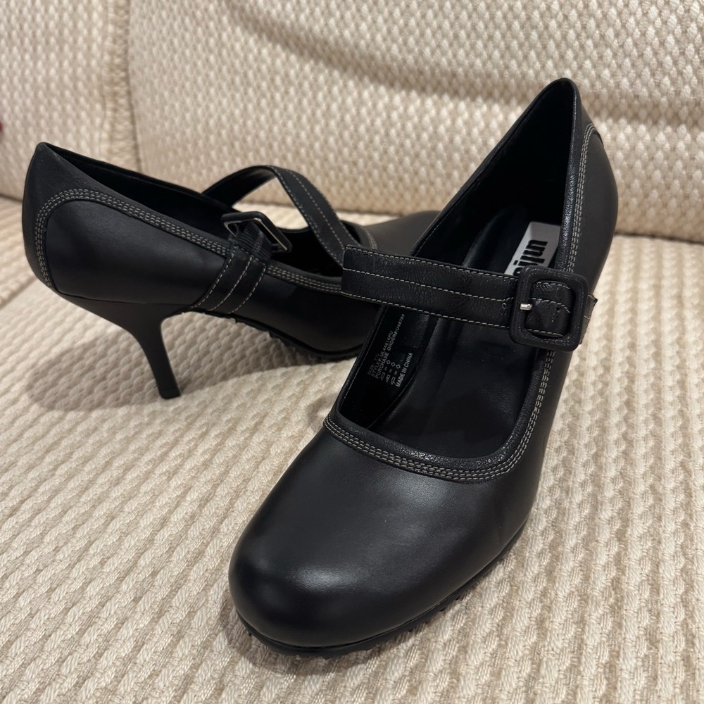 Kenneth Cole Unlisted vintage pumps